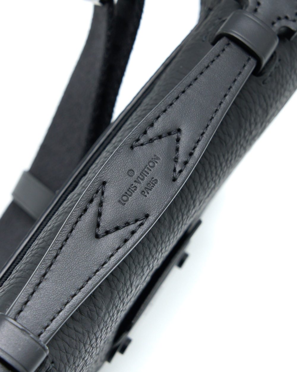 AAA Replica Louis Vuitton LV S LOCK SLINGBAG MONOGRAM-EMBOSSED TAURILLON BLACK BLACK HARDWARE (NEW VERSION)