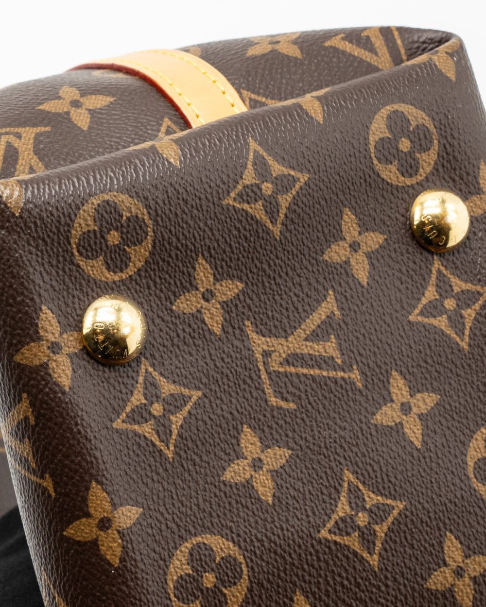 AAA Replica Louis Vuitton LV CARRYALL PM MONOGRAM CANVAS GHW (NEW VERSION)