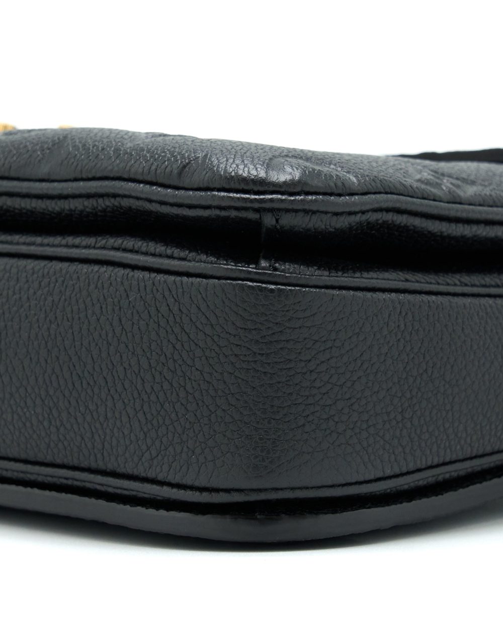 AAA Replica Louis Vuitton LV POCHETTE MÉTIS MONOGRAM EMPREINTE BLACK GHW