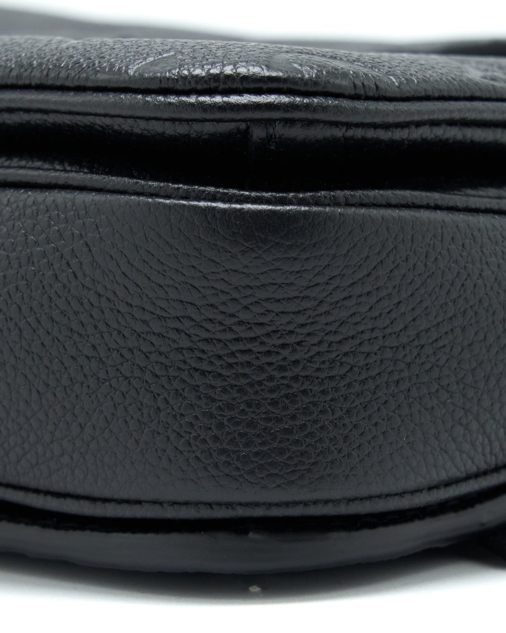 AAA Replica Louis Vuitton LV POCHETTE METIS MONOGRAM EMPREINTE BLACK GHW (NEW VERSION)