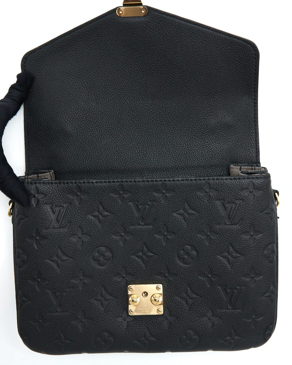 AAA Replica Louis Vuitton LV POCHETTE MÉTIS MONOGRAM EMPREINTE BLACK GHW