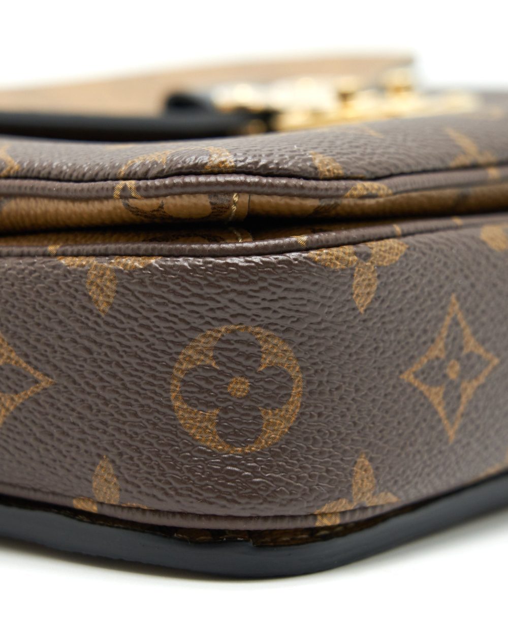 AAA Replica Louis Vuitton LV MONOGRAM REVERSE CANVAS POCHETTE METIS