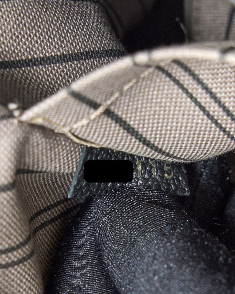 AAA Replica Louis Vuitton LV MONTAIGNE MM MONOGRAM EMPREINTE BLACK GHW