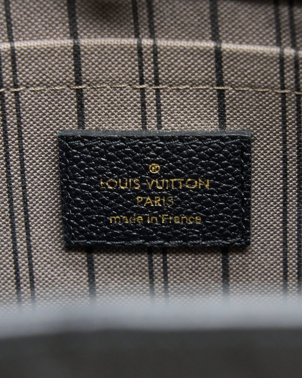 AAA Replica Louis Vuitton LV MONTAIGNE MM MONOGRAM EMPREINTE BLACK GHW