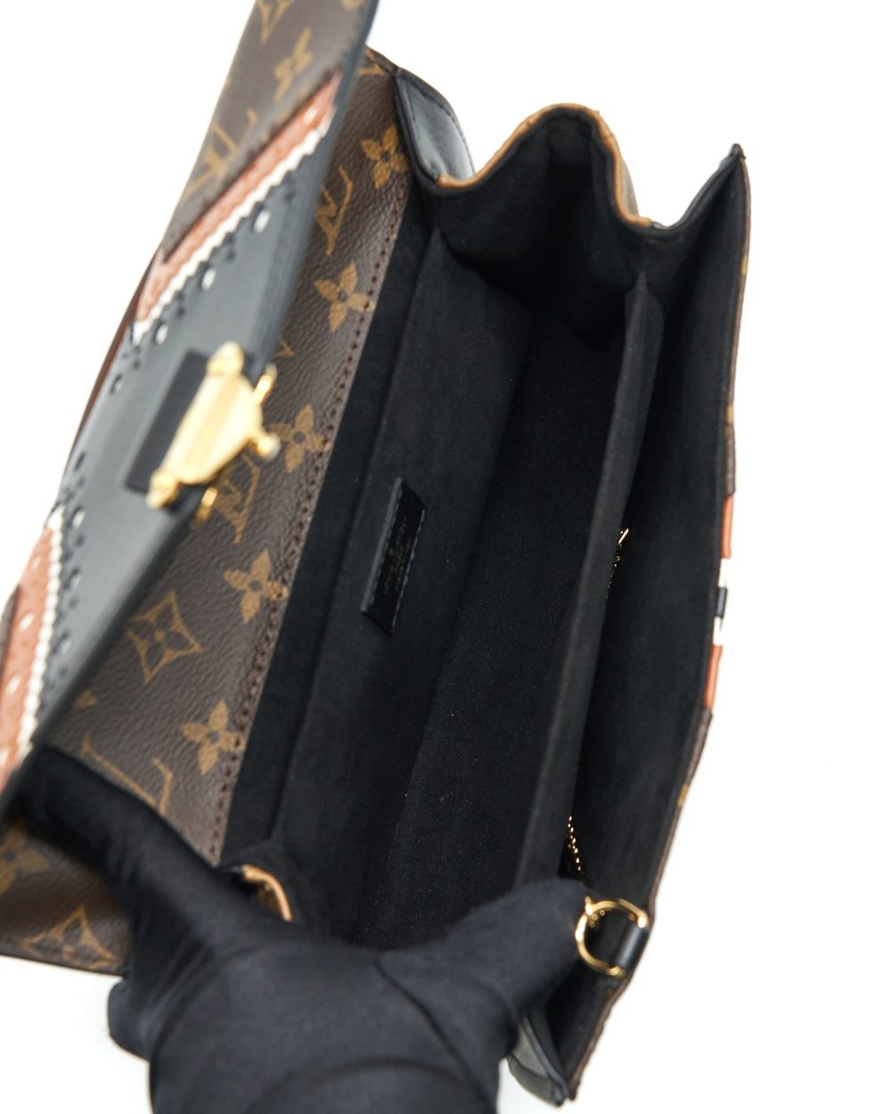 AAA Replica Louis Vuitton LV POCHETTE MÉTIS LIMITED EDITION BROGUE GHW