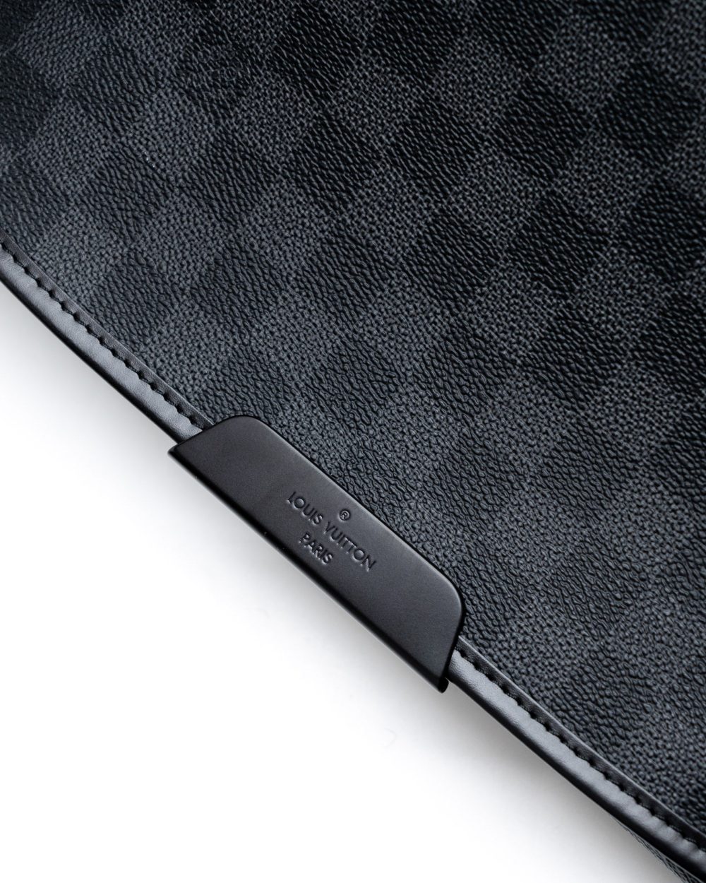 AAA Replica Louis Vuitton LV LARGE MESSENGER BAG DAMIER GRAPHITE CANVAS SHW