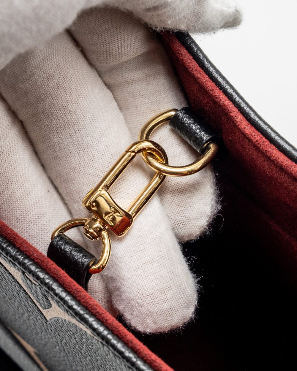 AAA Replica Louis Vuitton LV ONTHEGO PM BICOLOUR MONOGRAM EMPREINTE BLACK GHW