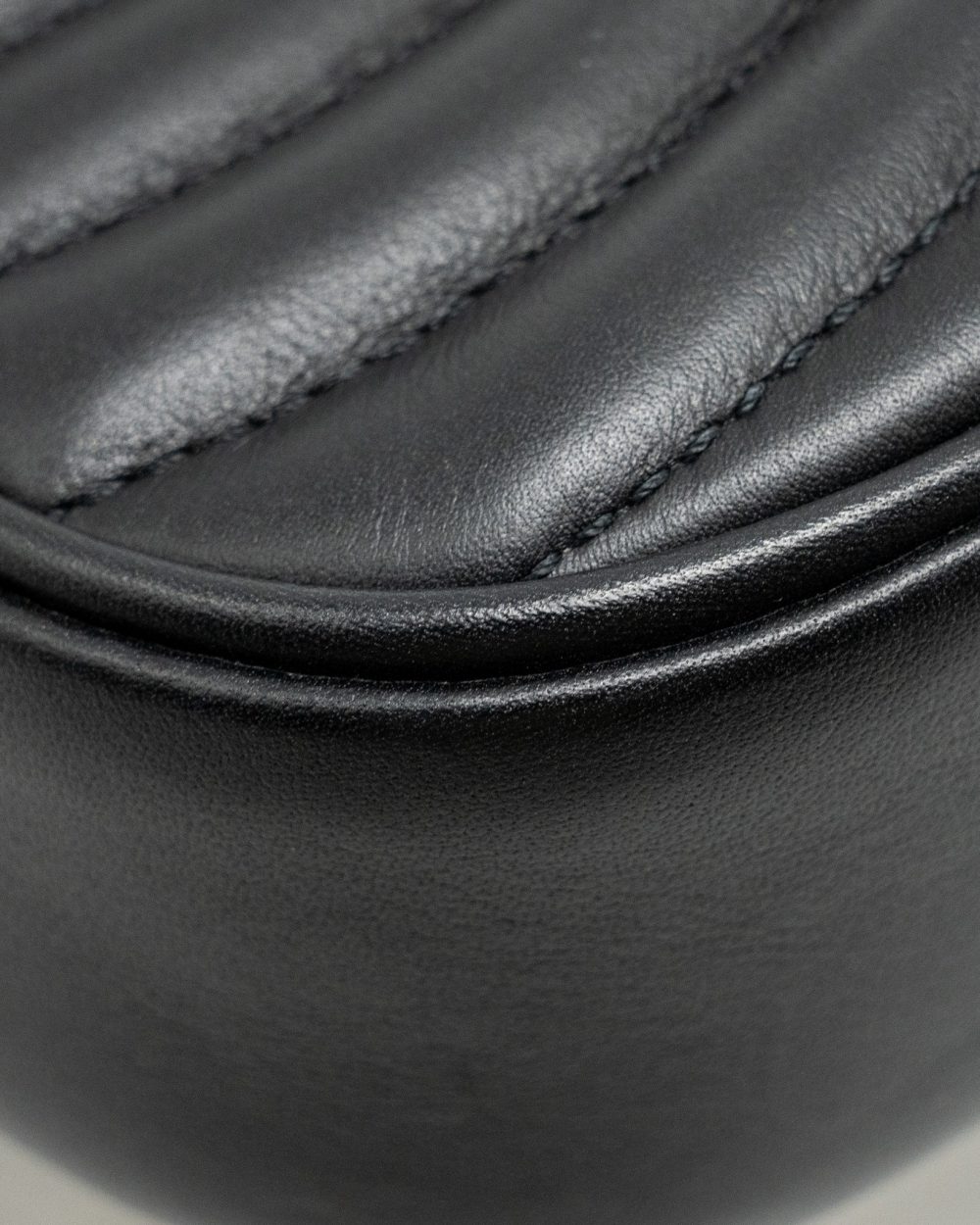 AAA Replica Louis Vuitton LV NEW WAVE MULTI POCHETTE CALFSKIN BLACK GHW