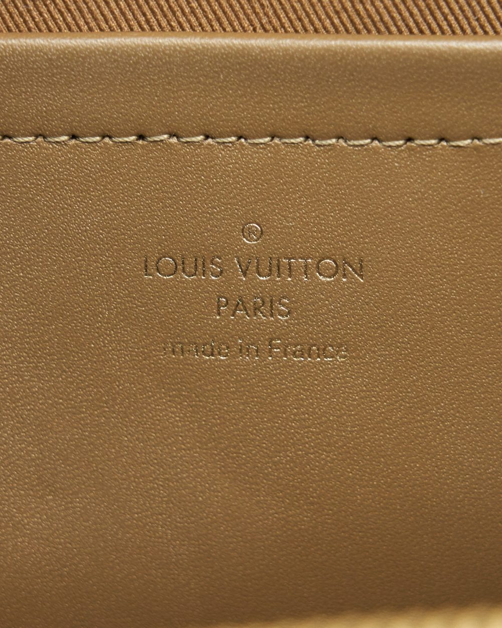 AAA Replica Louis Vuitton LV UTILITY CROSSBODY MONOGRAM CANVAS BAG