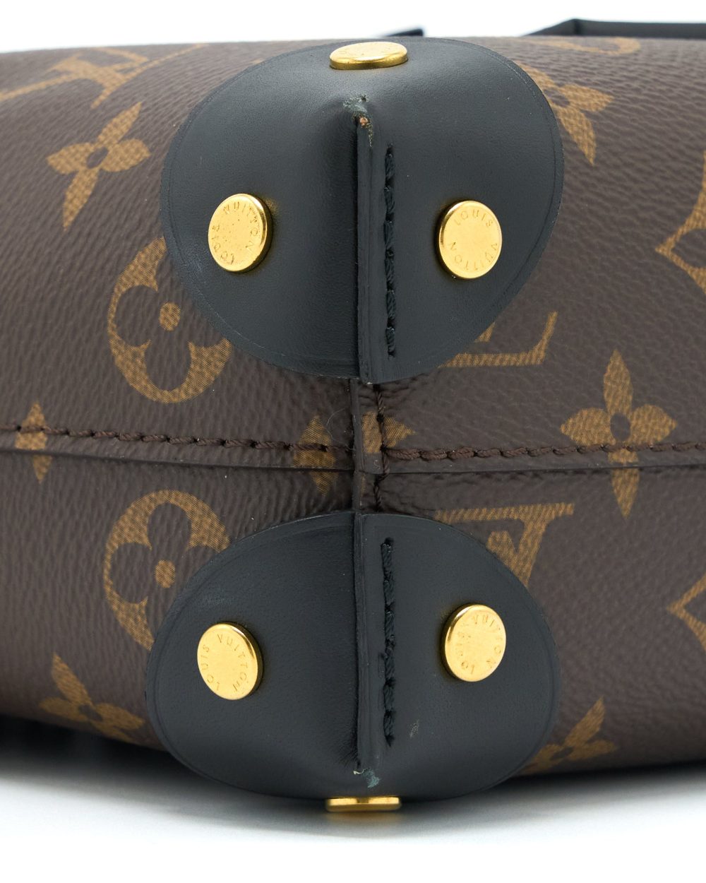 AAA Replica Louis Vuitton LV PETITE MALLE SOUPLE BAG MONOGRAM CANVAS/BLACK GHW