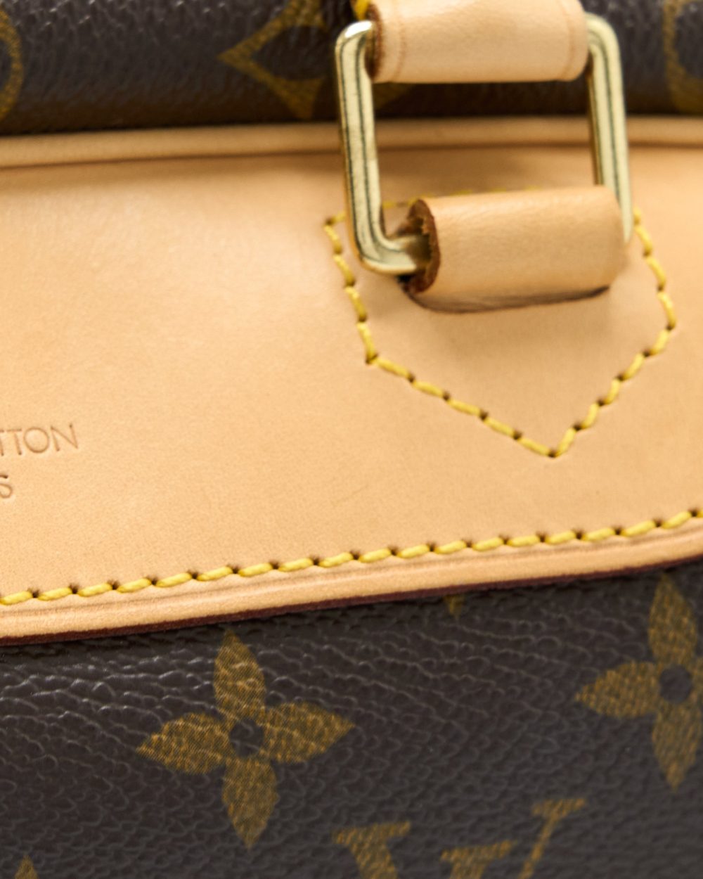 AAA Replica Louis Vuitton LV DEAUVILLE BAG MONOGRAM CANVAS GHW
