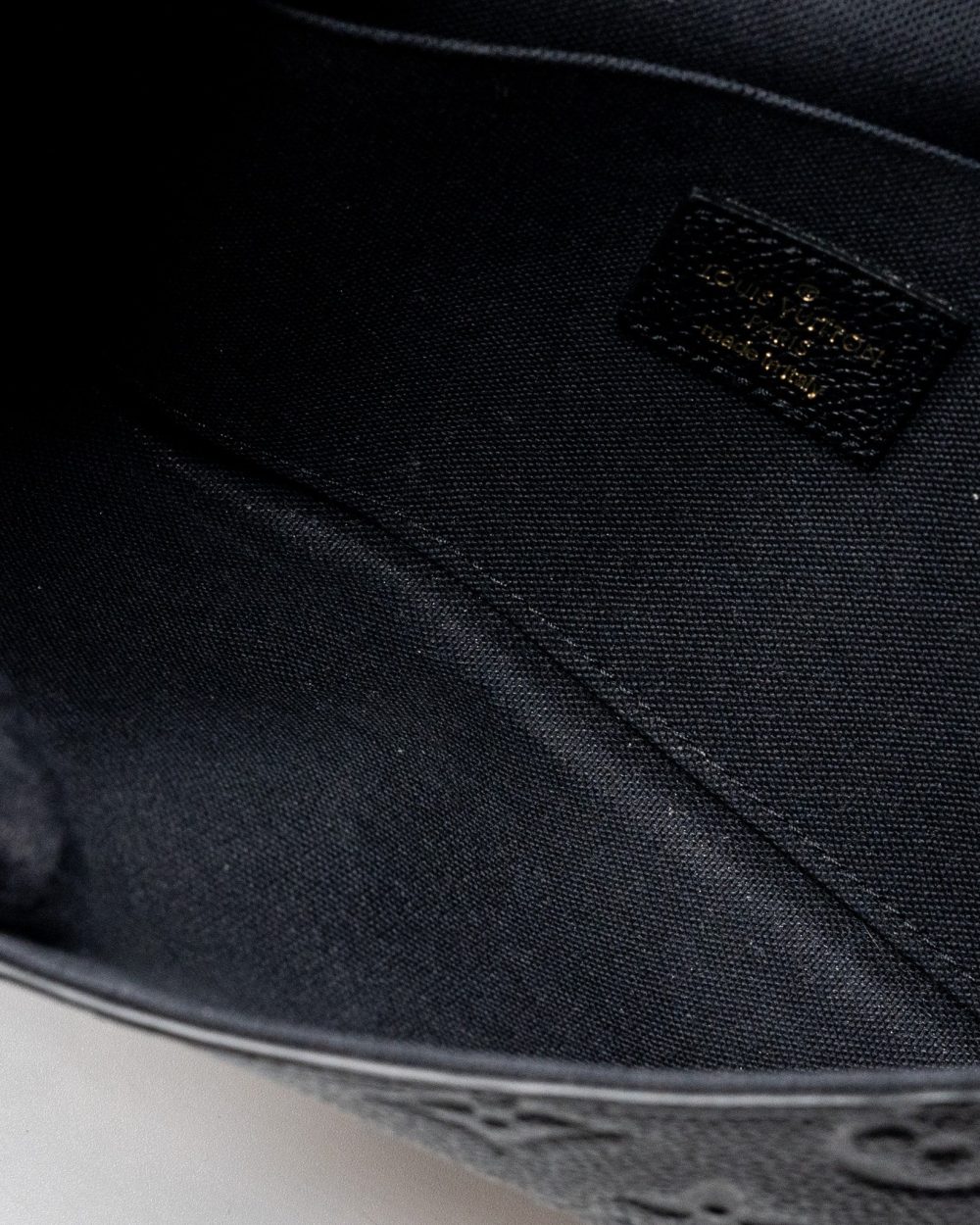 AAA Replica Louis Vuitton LV FELICIE POCHETTE MONOGRAM EMPREINTE BLACK GHW(NEW VERSION)