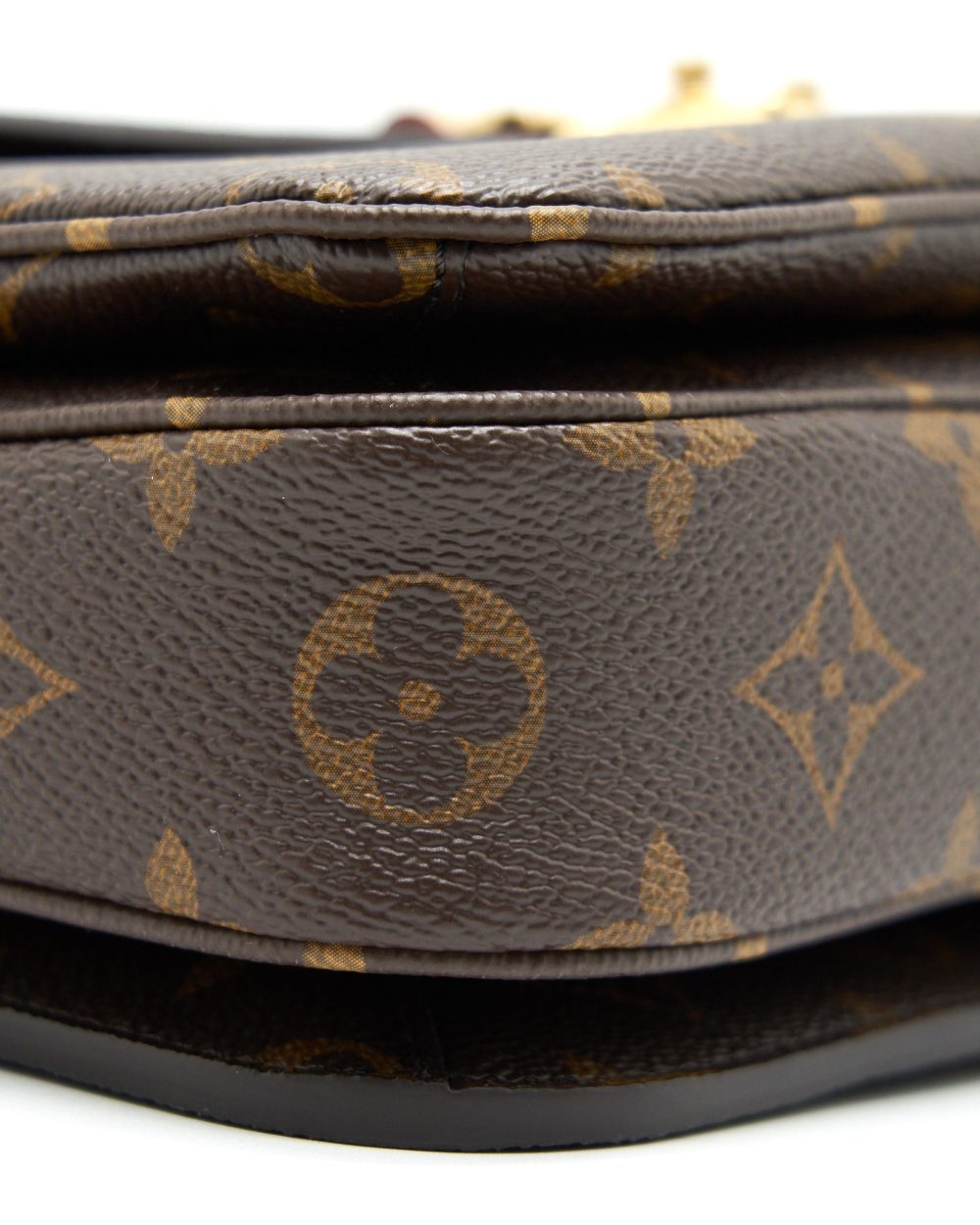 AAA Replica Louis Vuitton LV POCHETTE METIS MONOGRAM