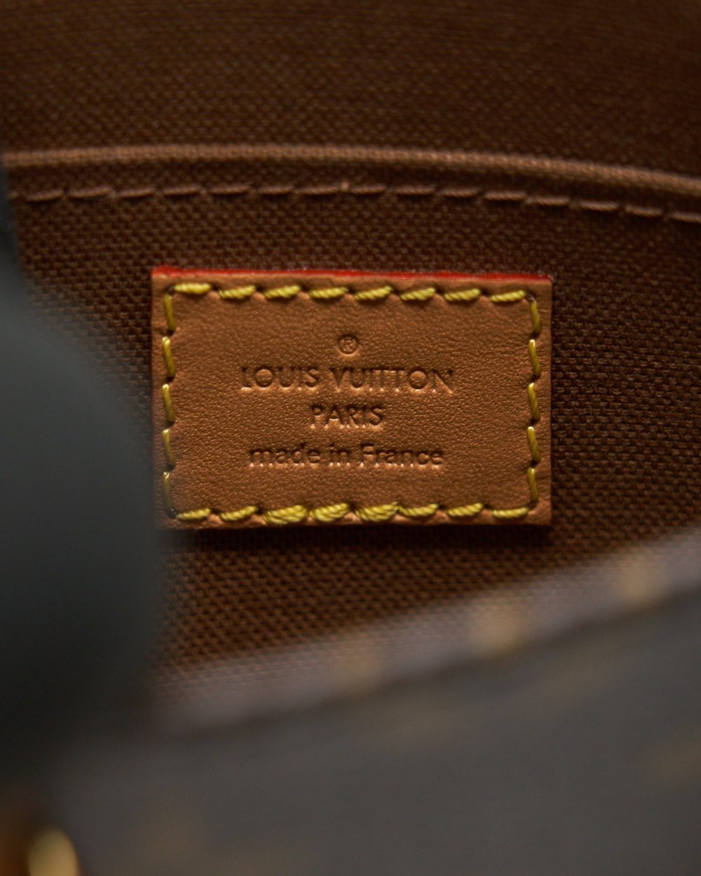 AAA Replica Louis Vuitton LV PETIT SAC PLAT MONOGRAM CANVAS
