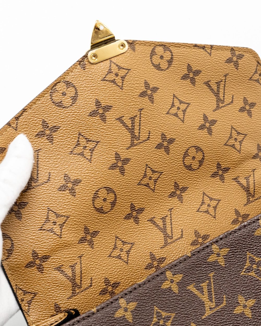 AAA Replica Louis Vuitton LV POCHETTE METIS MONOGRAM REVERSE CANVAS GHW