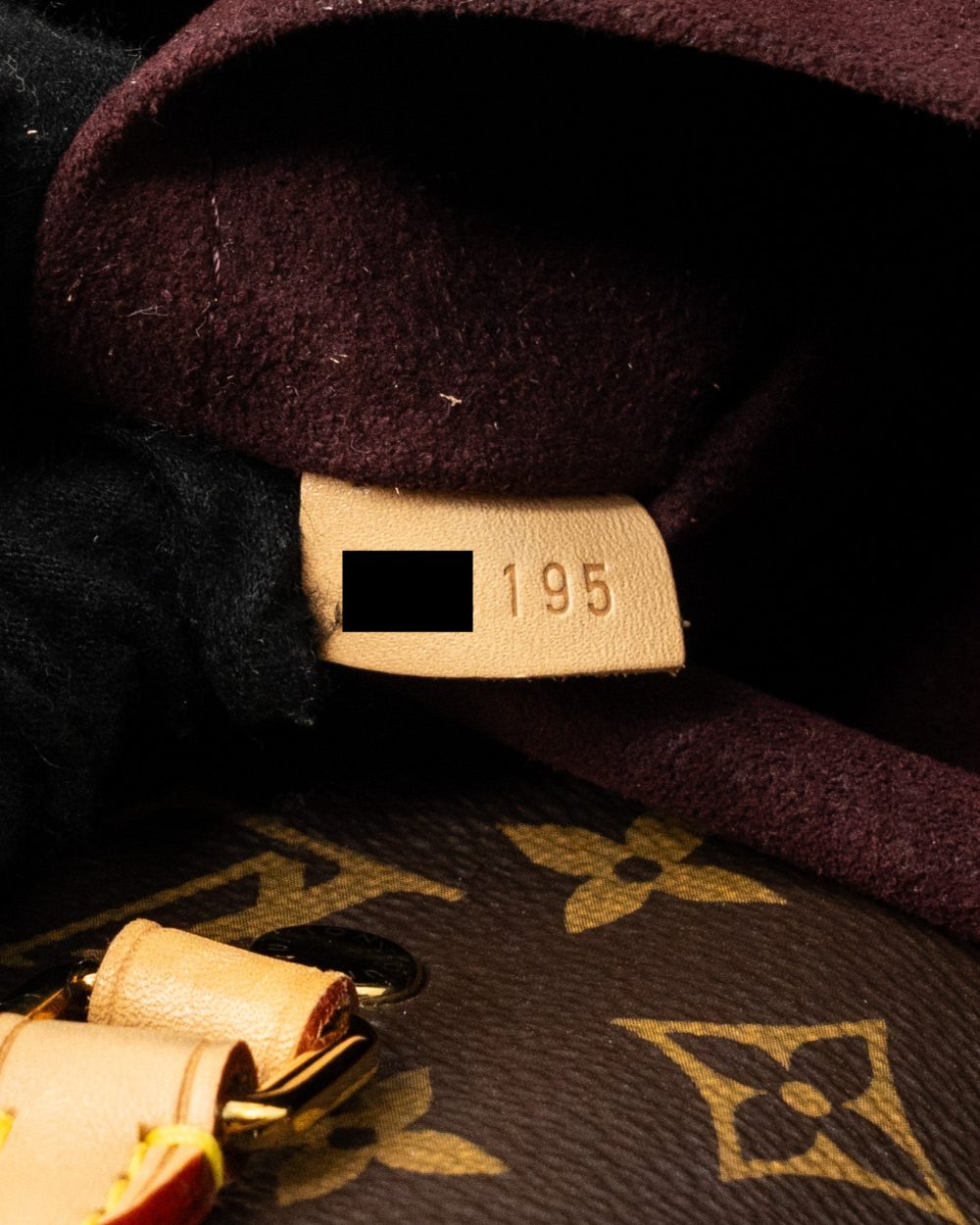 AAA Replica Louis Vuitton LV MONTAIGNE MM MONOGRAM CANVAS GHW