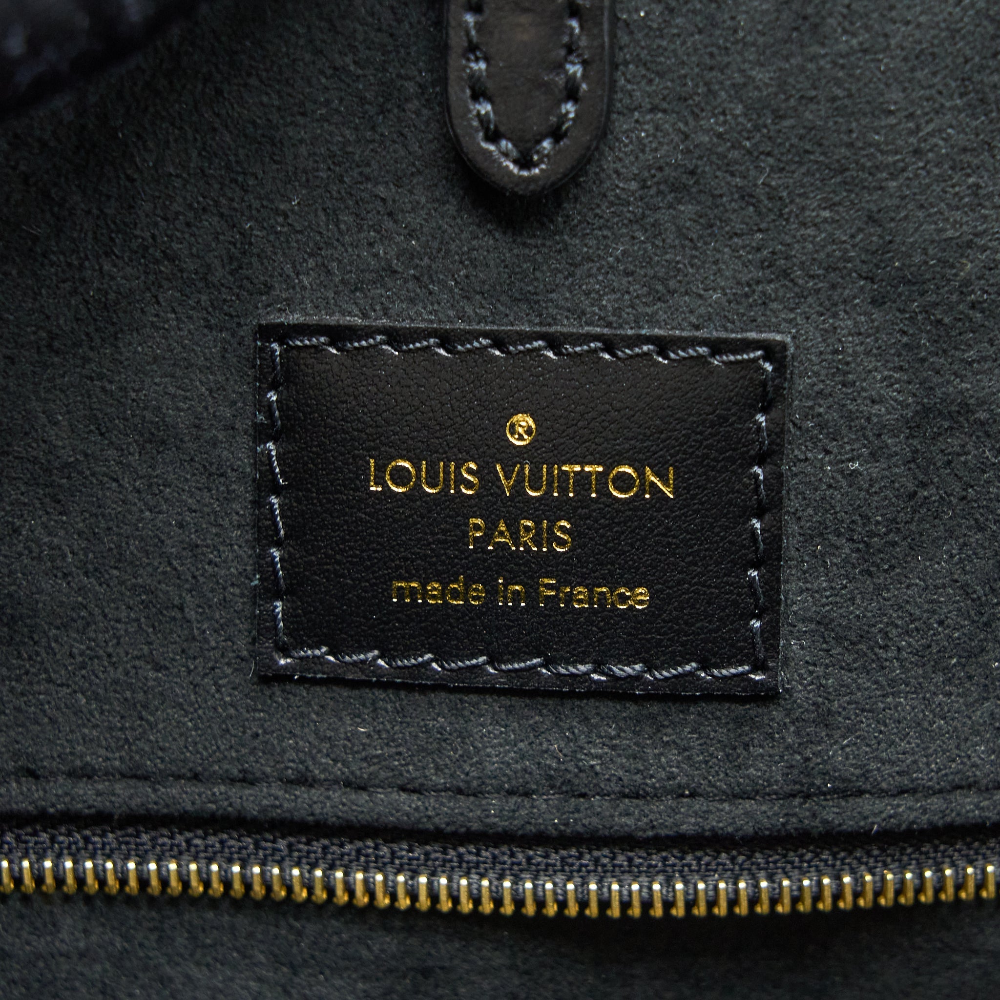 AAA Replica Louis Vuitton LV ONTHEGO MM EMPREINTE CREAM/ BLACK GHW (NEW VERSION)