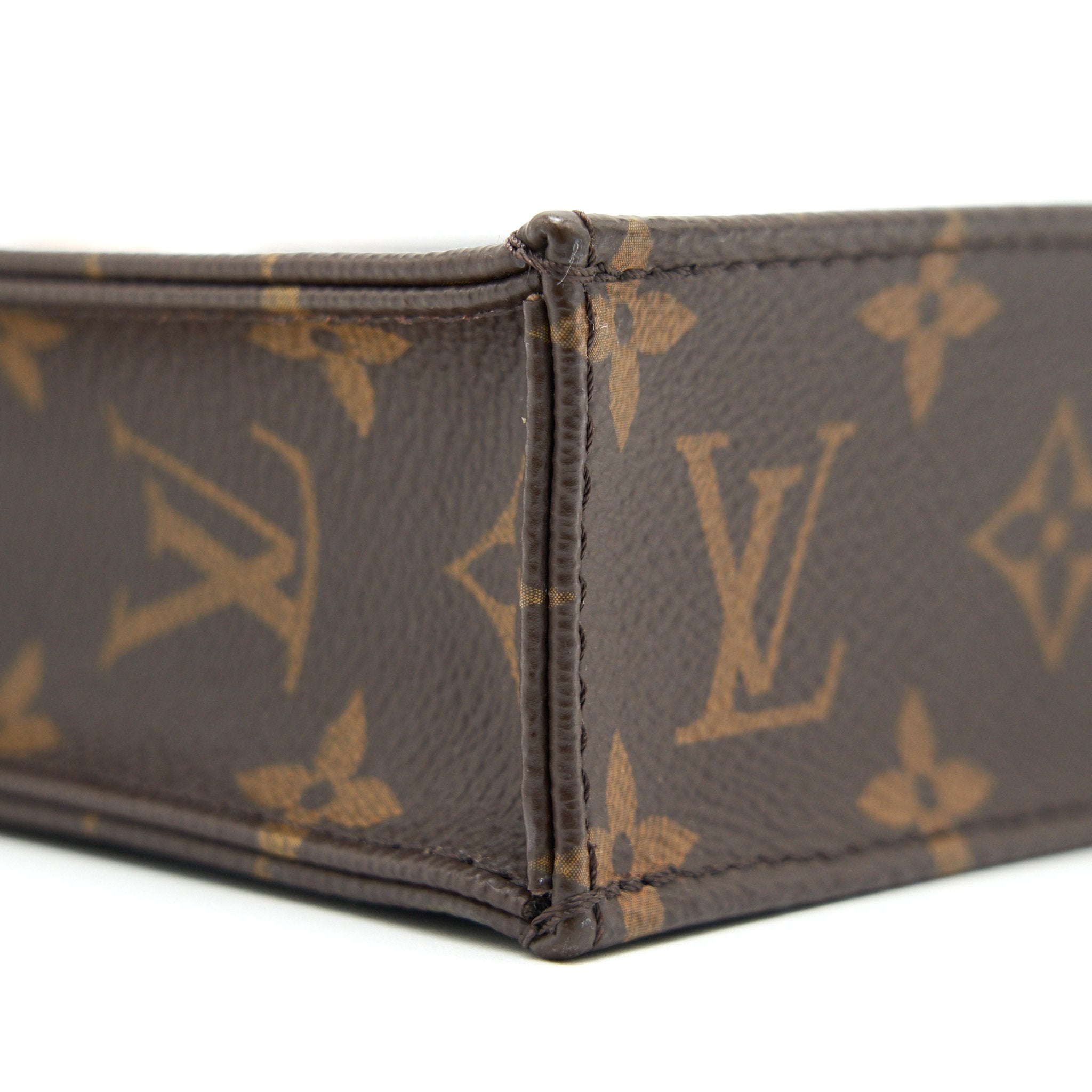 AAA Replica Louis Vuitton LV PETIT SAC PLAT IN MONOGRAM
