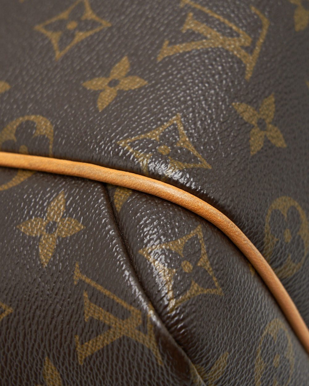AAA Replica Louis Vuitton LV MONOGRAM CANVAS TOTALLY MM