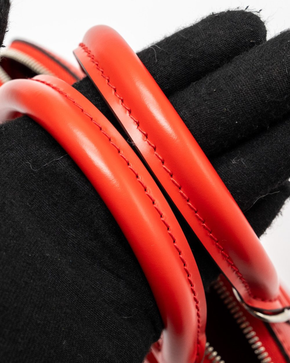 AAA Replica Louis Vuitton LV ALMA BB EPI RED SHW