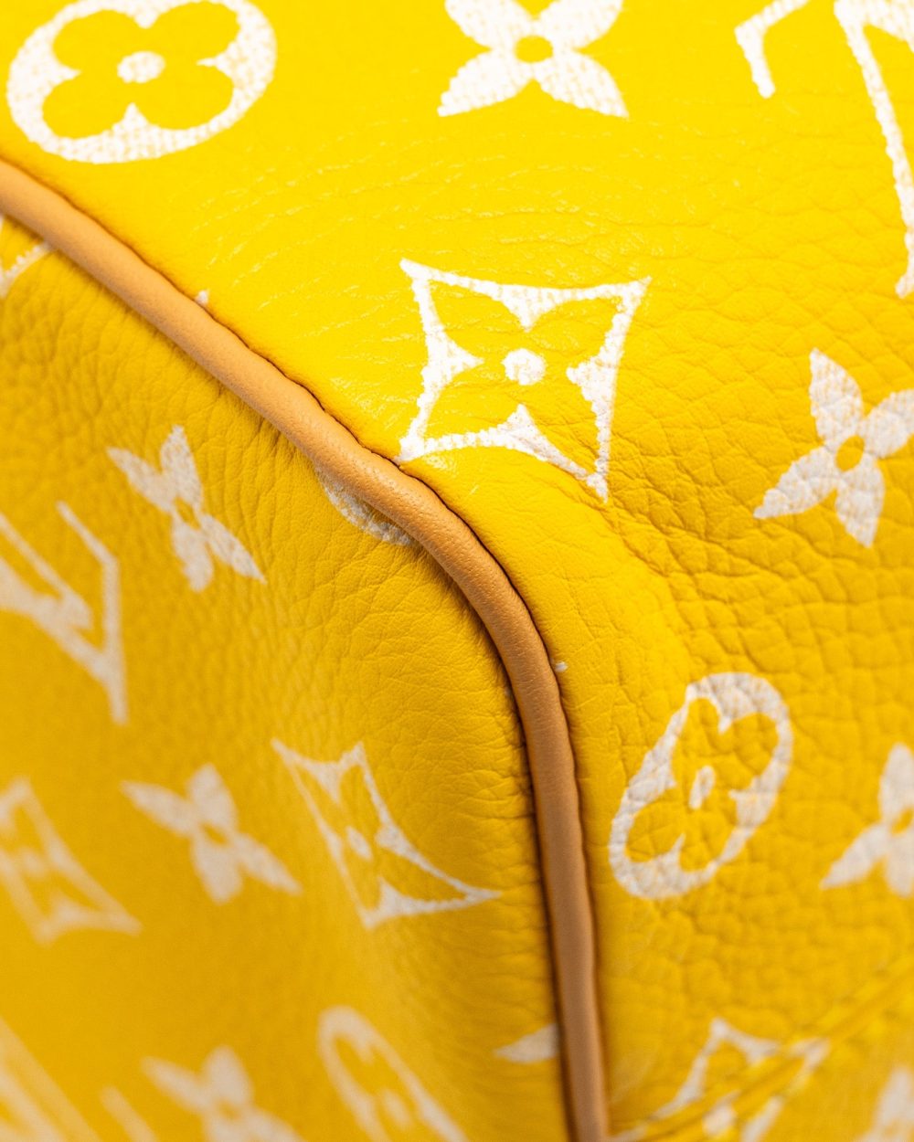 AAA Replica Louis Vuitton LV SPEEDY P9 BANDOULIÈRE 25 MONOGRAM SOFT CALFSKIN JAUNE MAT GHW
