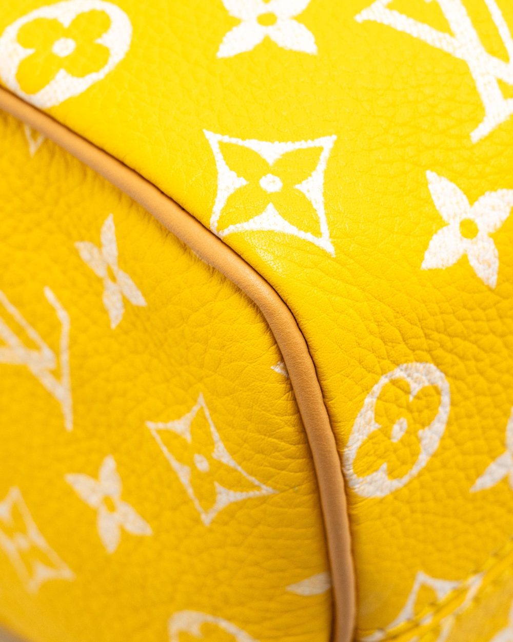 AAA Replica Louis Vuitton LV SPEEDY P9 BANDOULIÈRE 25 MONOGRAM SOFT CALFSKIN JAUNE MAT GHW
