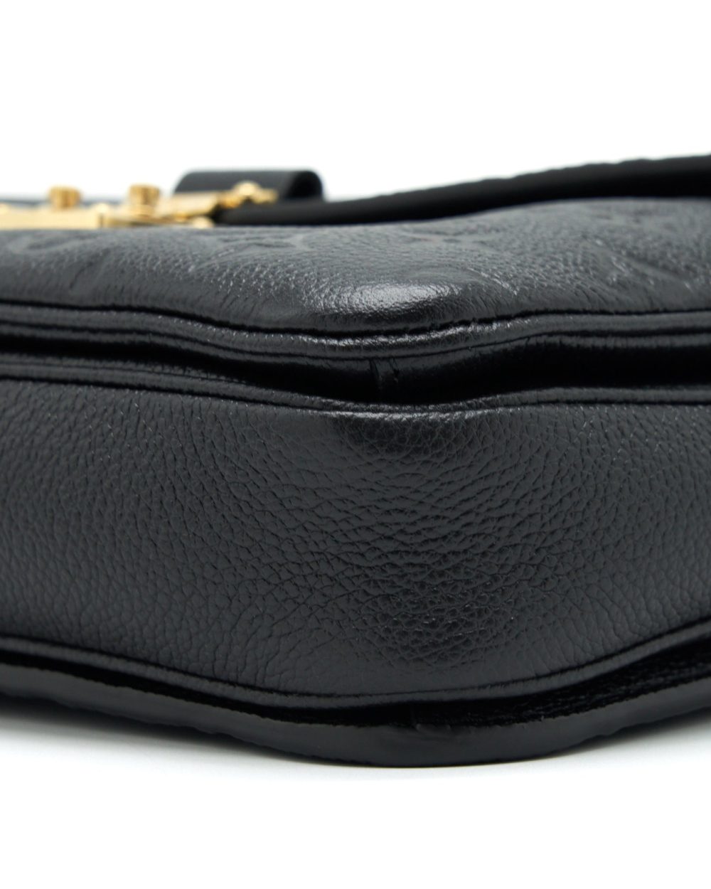 AAA Replica Louis Vuitton LV POCHETTE MÉTIS MONOGRAM EMPREINTE BLACK GHW