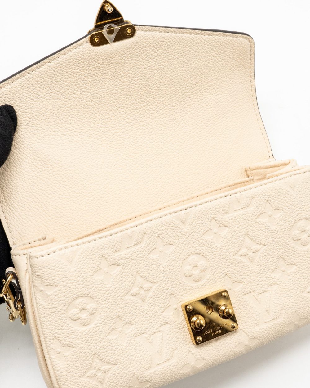 AAA Replica Louis Vuitton LV POCHETTE MÉTIS EAST WEST MONOGRAM EMPREINTE LEATHER CREAM GHW