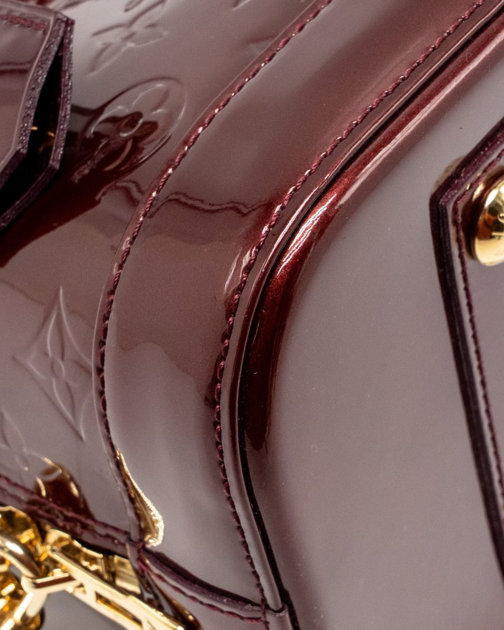 AAA Replica Louis Vuitton LV ALMA PM PATENT LEATHER AMARANTE GHW