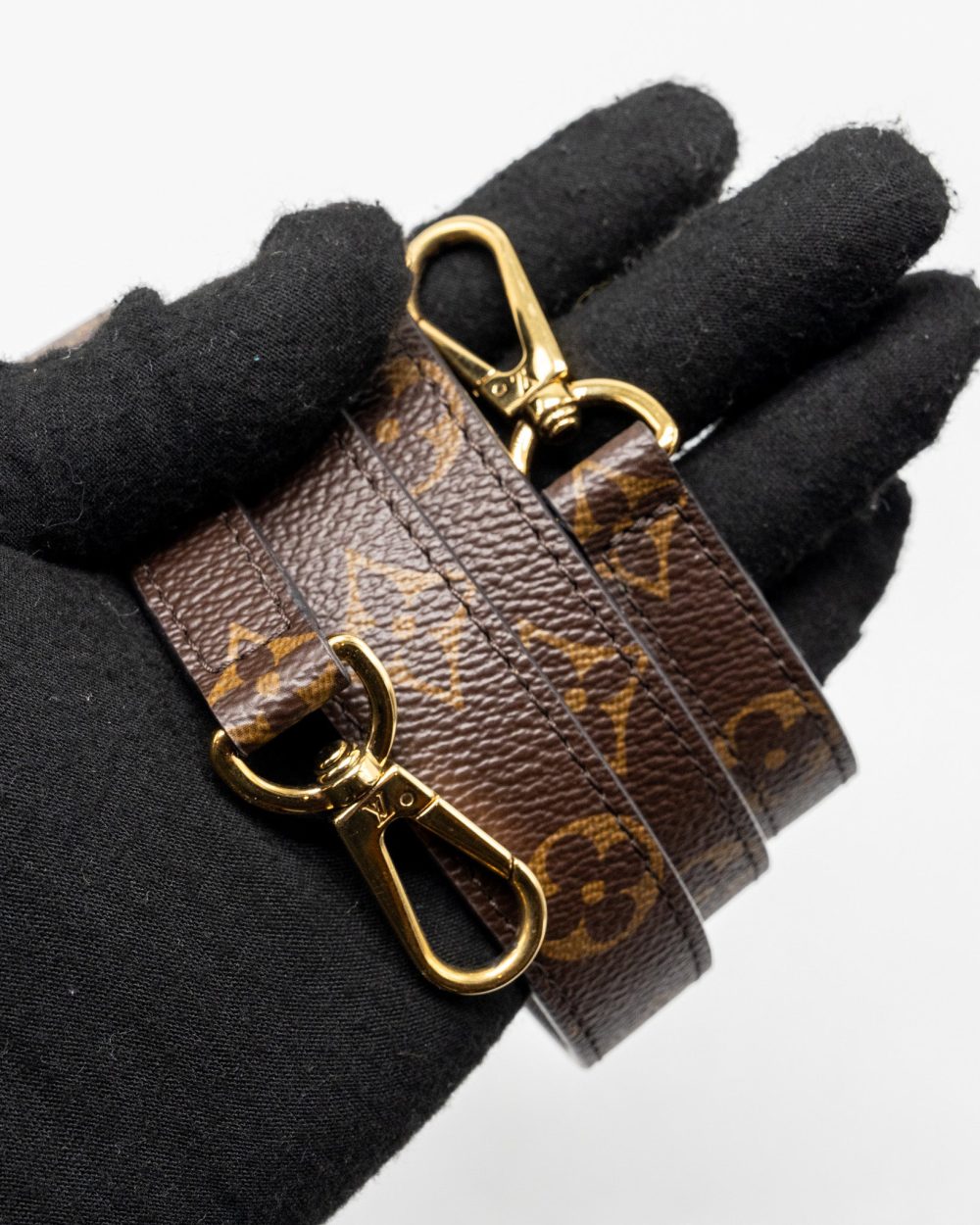 AAA Replica Louis Vuitton LV MONTAIGNE BB MONOGRAM CANVAS GHW