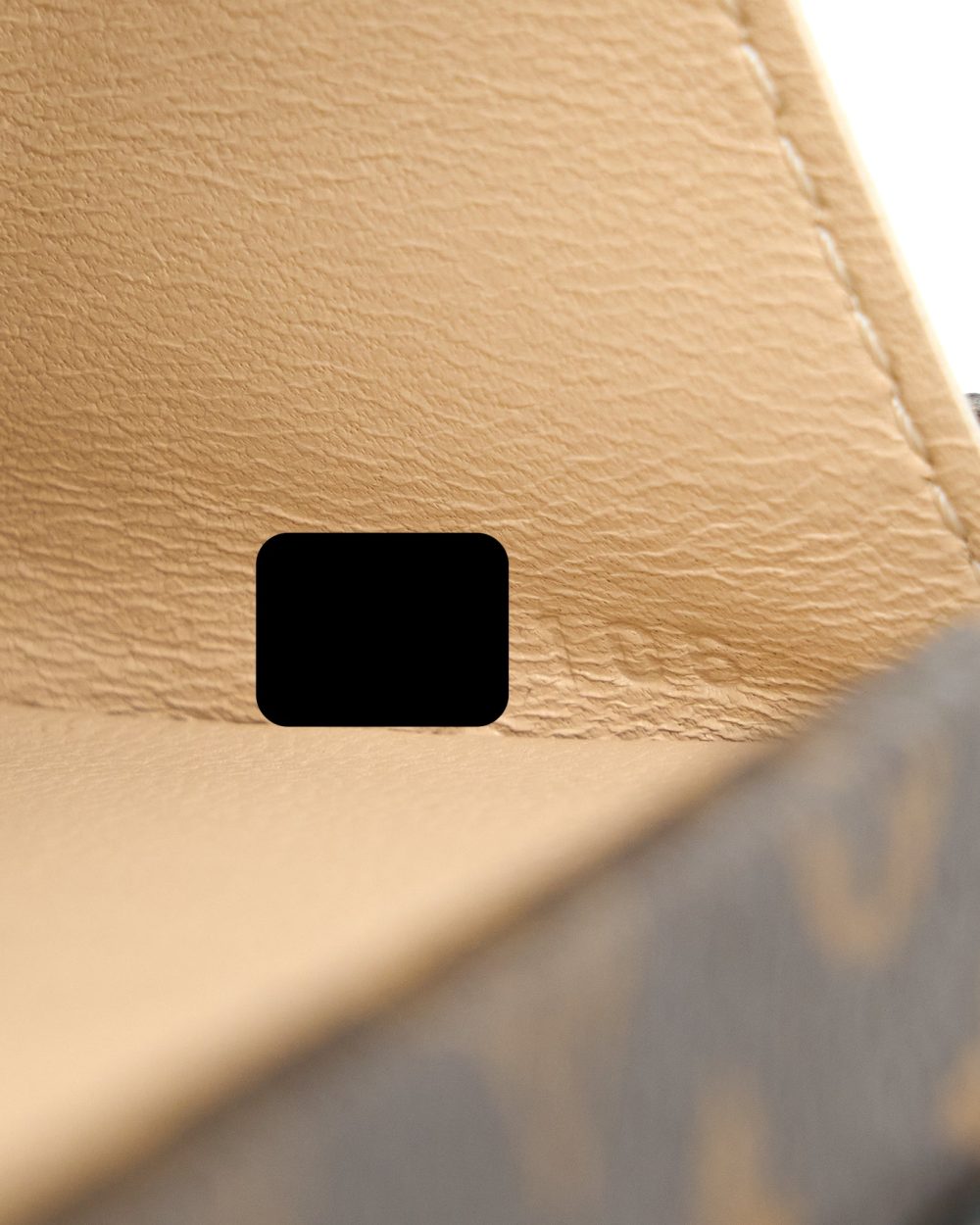 AAA Replica Louis Vuitton LV PETITE MALLE MONOGRAM CANVAS / LEATHER GHW