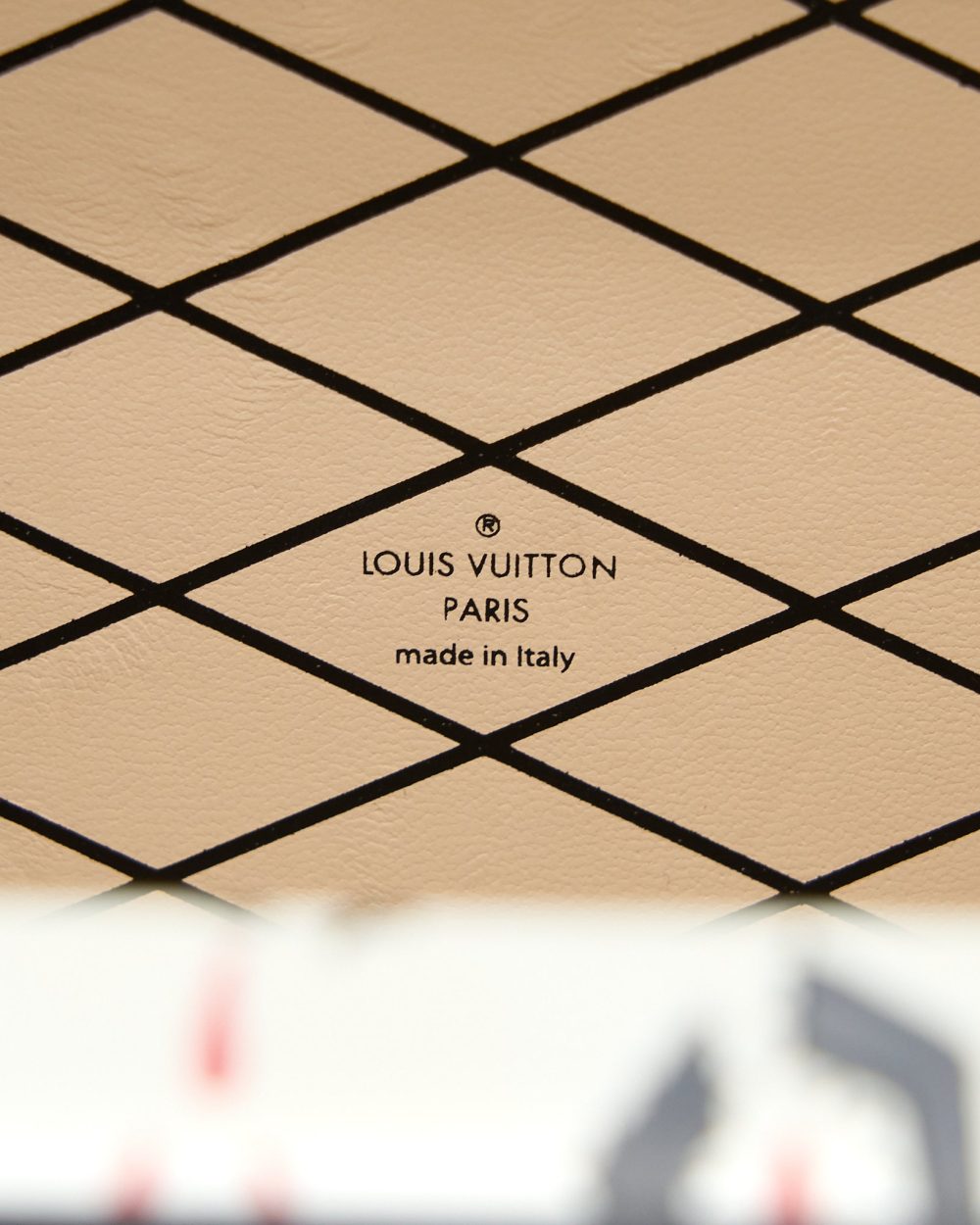AAA Replica Louis Vuitton LV PETIT MALLET LIMITED EDITION BLACK / WHITE SHW