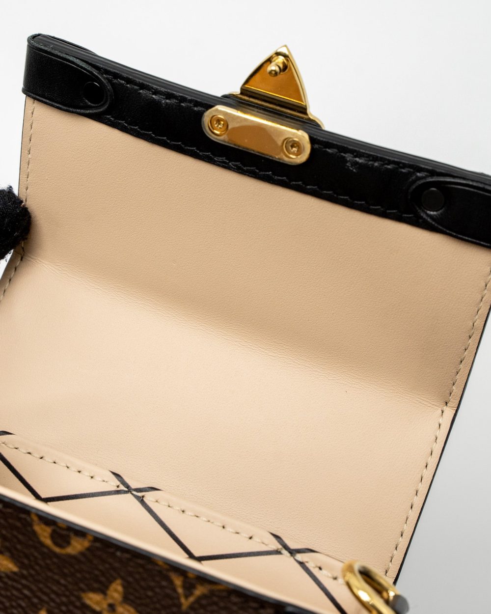 AAA Replica Louis Vuitton LV VERTICAL TRUNK POCHETTE MONOGRAM CANVAS GHW