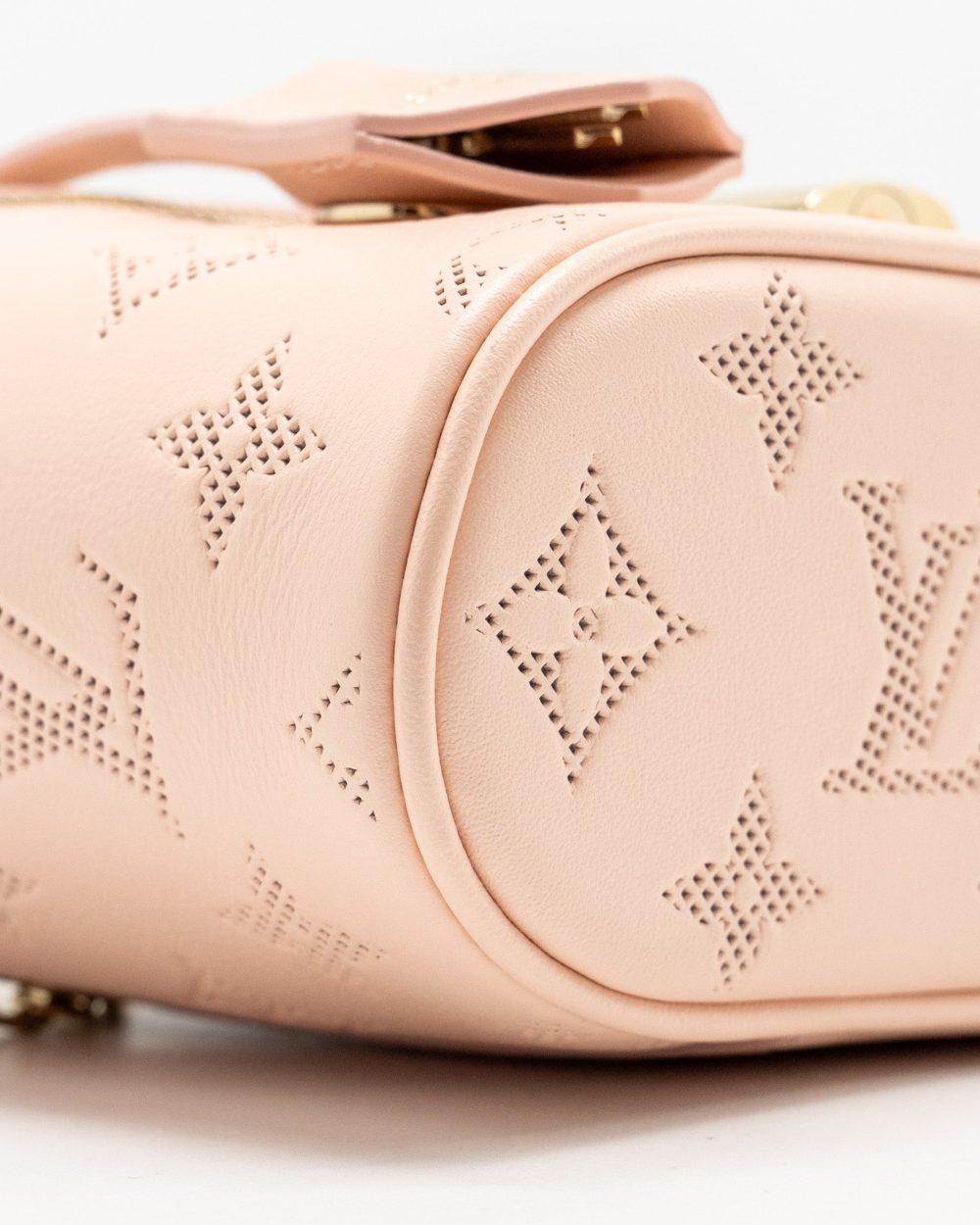 AAA Replica Louis Vuitton LV VANITY POUCH CALFSKIN ROSE JASMIN PINK LGHW 