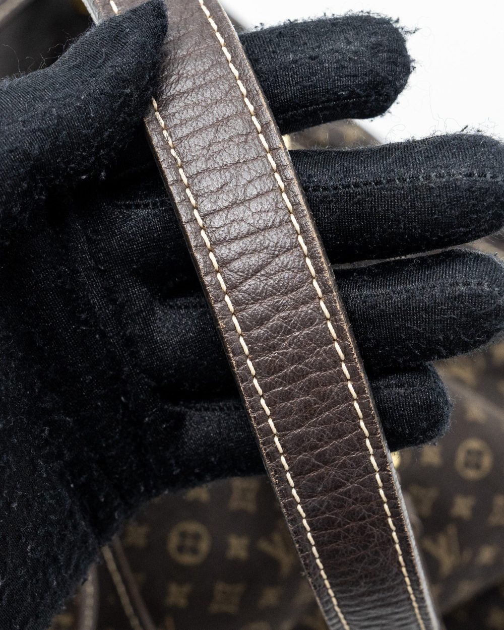 AAA Replica Louis Vuitton LV LIN NOE BAG FABRIC / LEATHER EBENE GHW