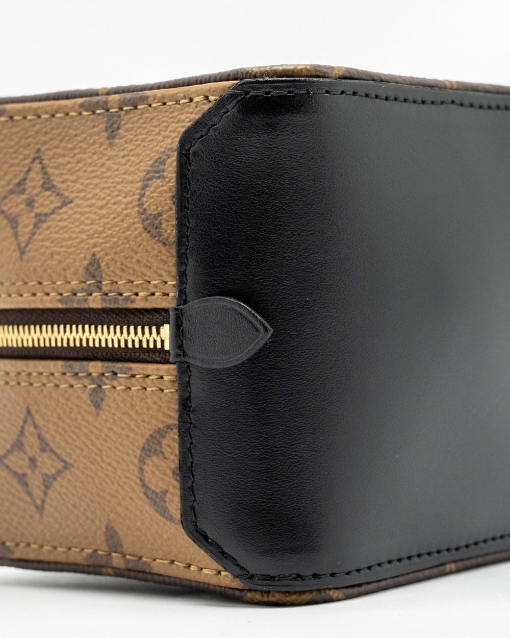 AAA Replica Louis Vuitton LV DICE BAG REVERSE MONOGRAM CANVAS / LEATHER GHW