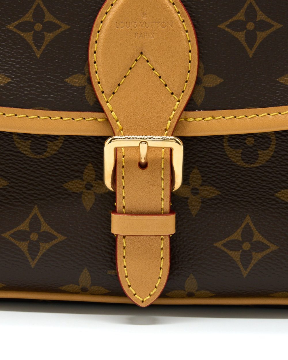 AAA Replica Louis Vuitton LV DIANE MONOGRAM CANVAS FUCHSIA GHW