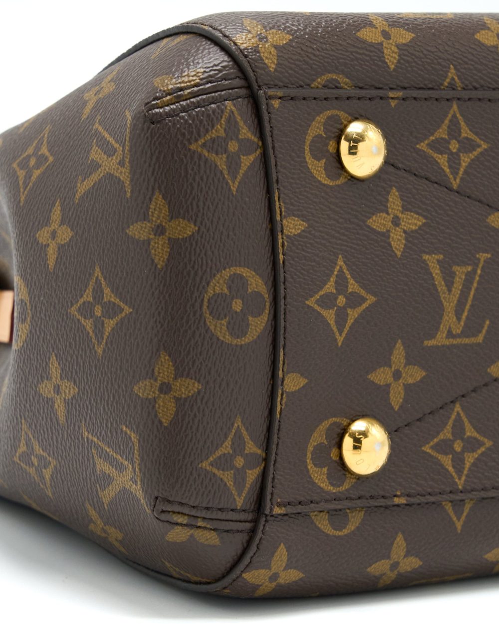 AAA Replica Louis Vuitton LV MONTAIGNE MM MONOGRAM CANVAS GHW
