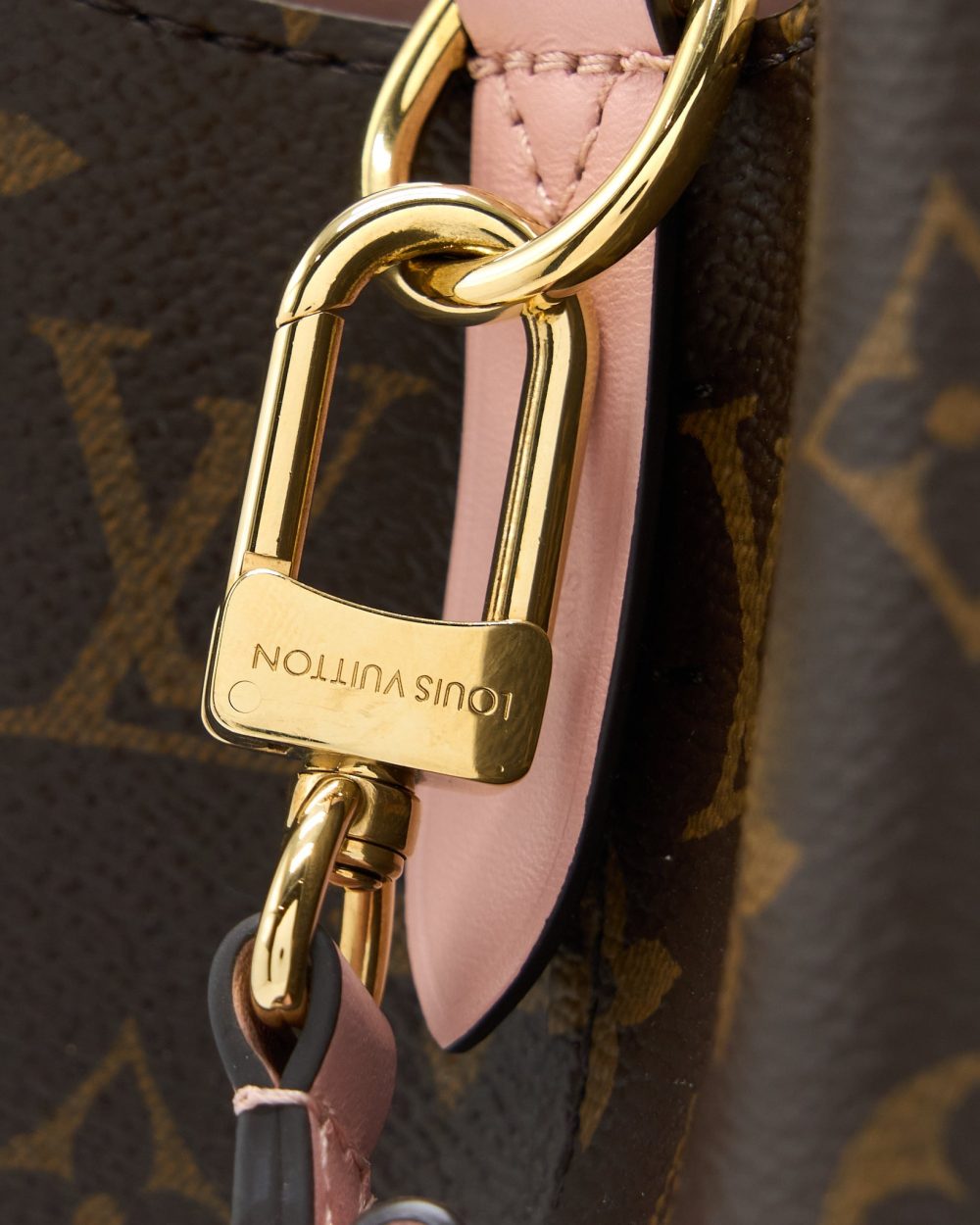 AAA Replica Louis Vuitton LV NEONOE MONOGRAM CANVAS ROSE POUDRE GHW (NEW VERSION)