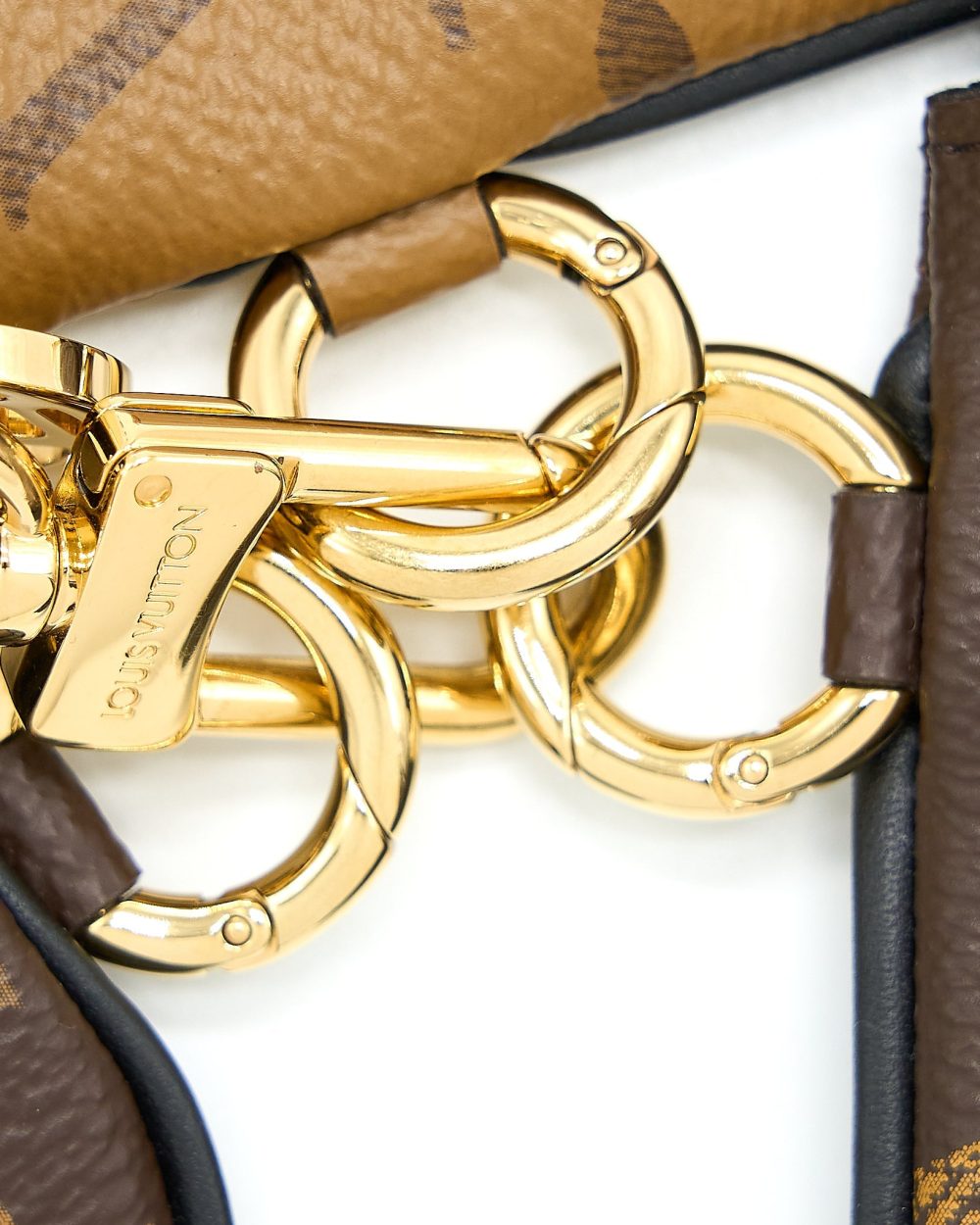AAA Replica Louis Vuitton LV TRIO POUCH M68756 MONOGRAM REVERSE GHW M68756