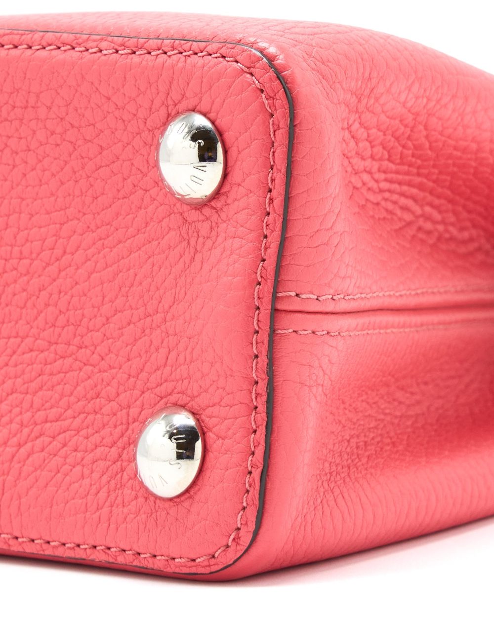 AAA Replica Louis Vuitton LV CAPUCINES BB TAURILLON PINK SHW