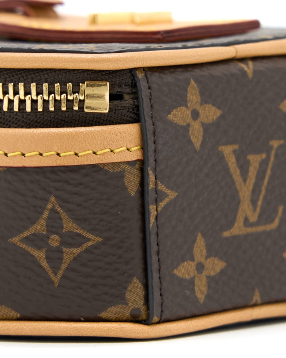 AAA Replica Louis Vuitton LV BOITE CHAPEAU NECKLACE/MINI CHAIN BAG MONOGRAM CANVAS GHW