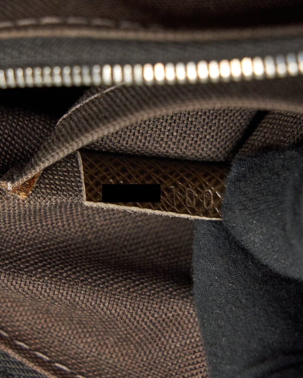 AAA Replica Louis Vuitton LV MEN’S LARGE BRIEFCASE WITH SHOULDER STRAP DARK BROWN SHW
