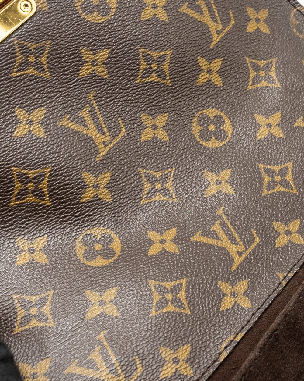 AAA Replica Louis Vuitton LV POCHETTE MÉTIS MONOGRAM CANVAS GHW
