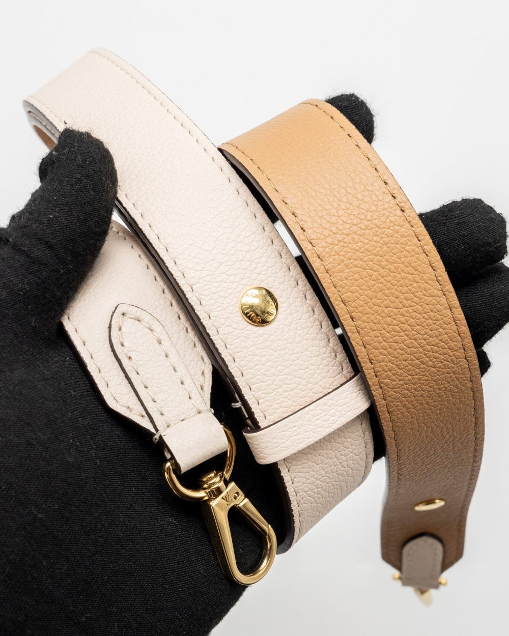 AAA Replica Louis Vuitton LV LOCKME TENDER GRAINED CALFSKIN BEIGE MULTICOLOUR GHW