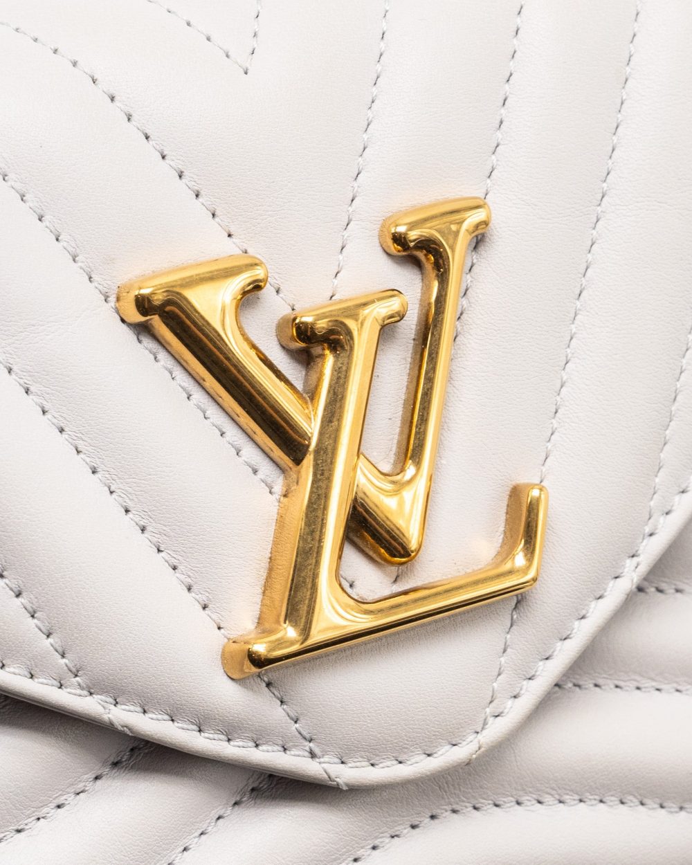 AAA Replica Louis Vuitton LV NEW WAVE MULTI POCHETTE CALFSKIN BRUME GHW