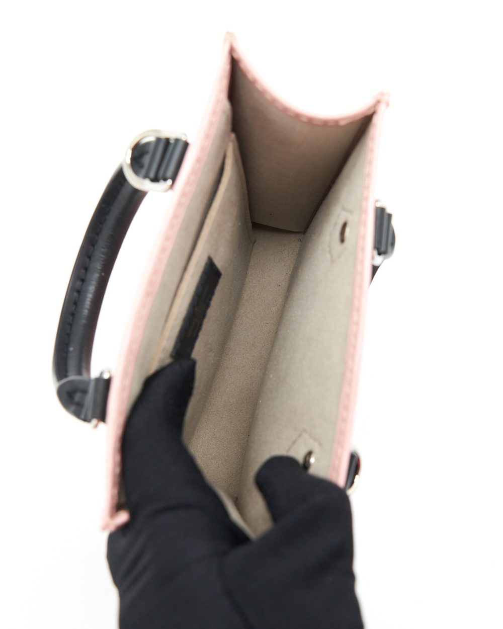 AAA Replica Louis Vuitton LV PETIT SAC PLAT EPI LIGHT PINK/BLACK SHW