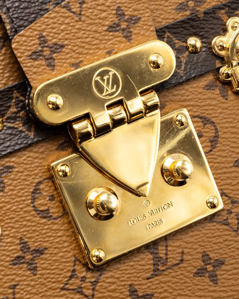 AAA Replica Louis Vuitton LV PETITE MALLE MONOGRAM REVERSE CANVAS GHW
