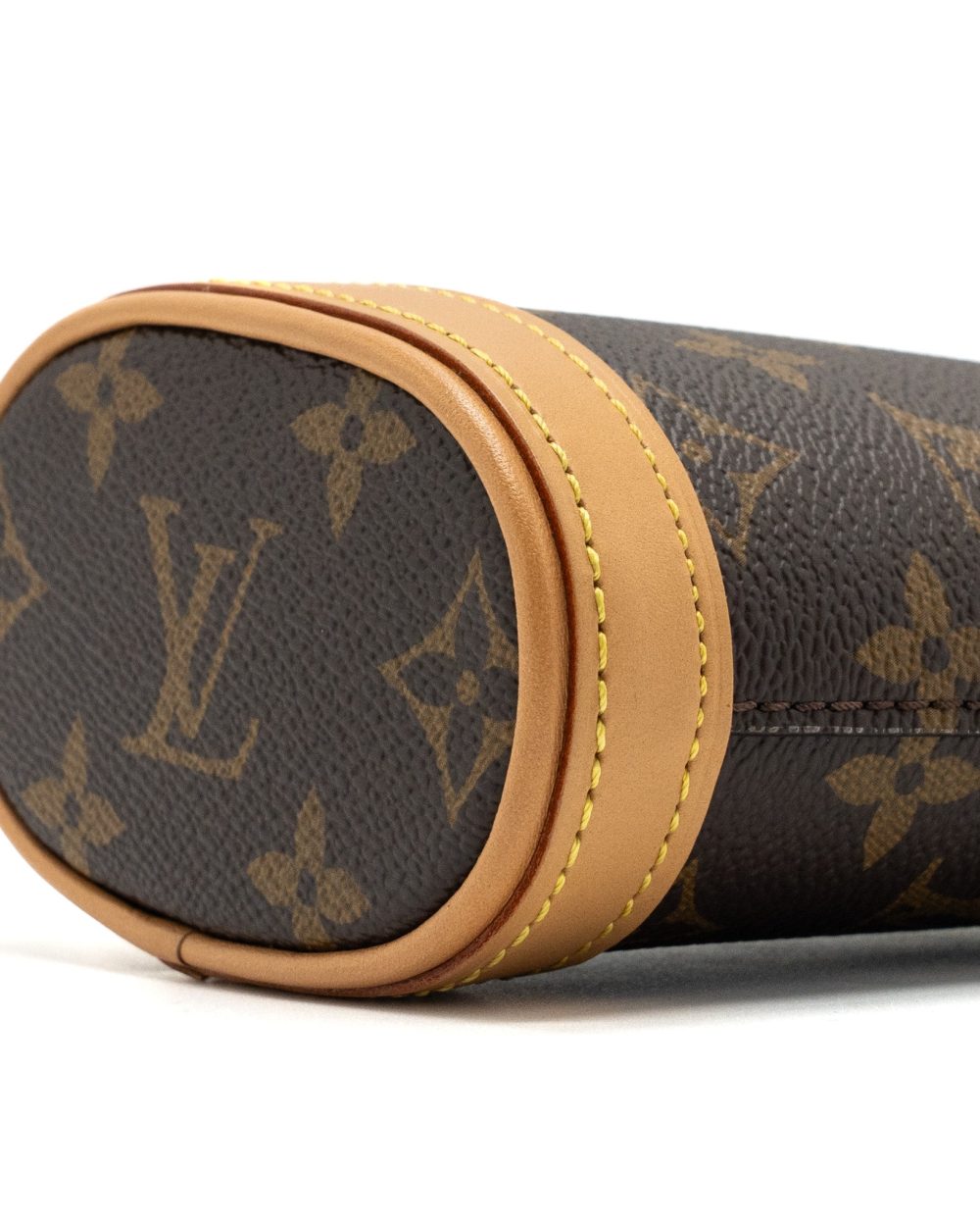 AAA Replica Louis Vuitton LV FOLD ME POUCH MONOGRAM CANVAS GHW(NEW VERSION)