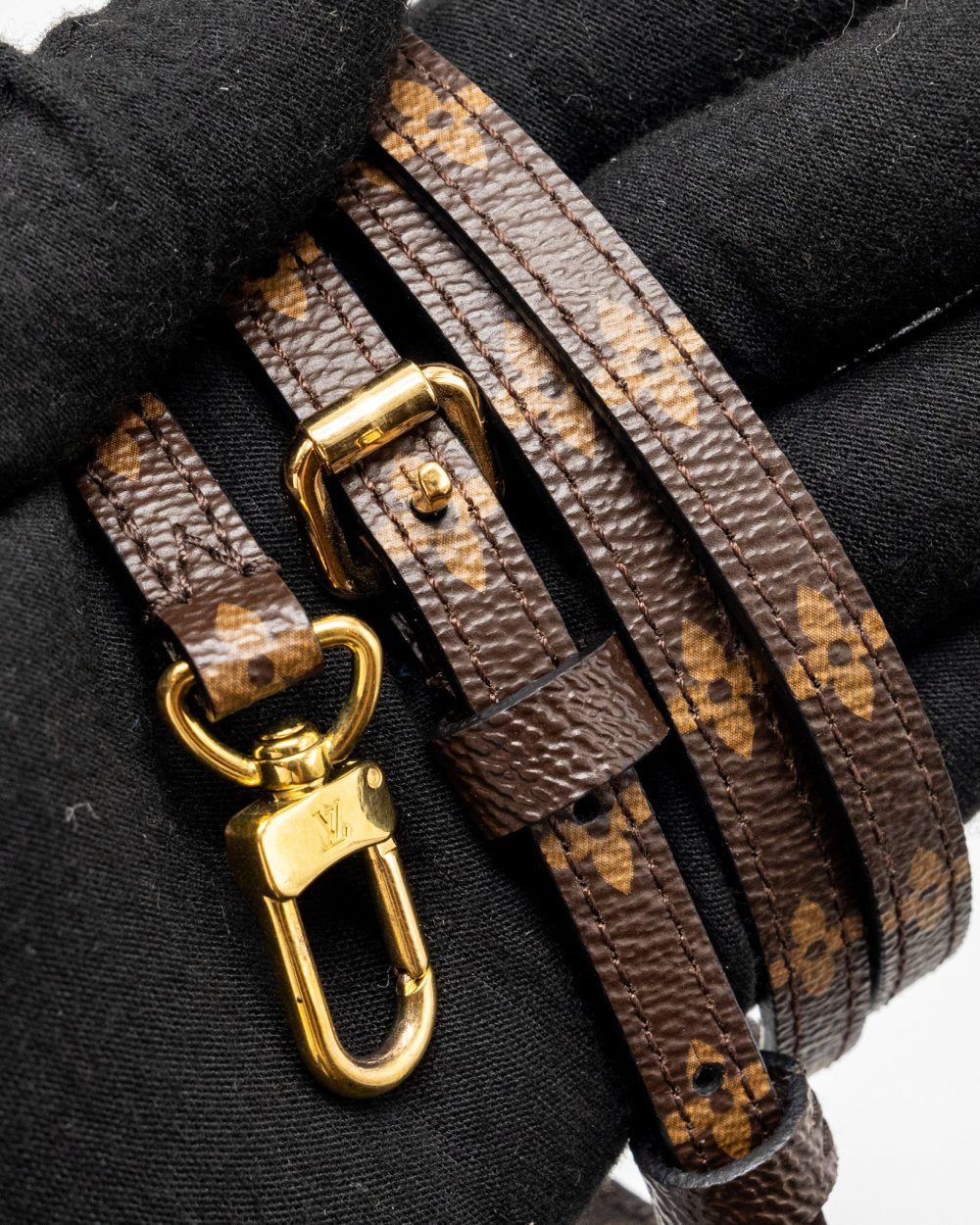 AAA Replica Louis Vuitton LV PETITE MALLE MONOGRAM REVERSE CANVAS GHW